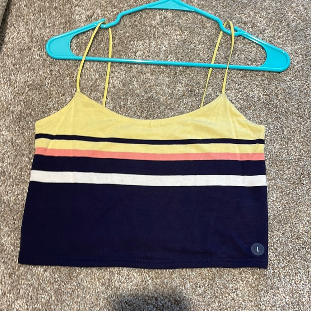 never worn crop top